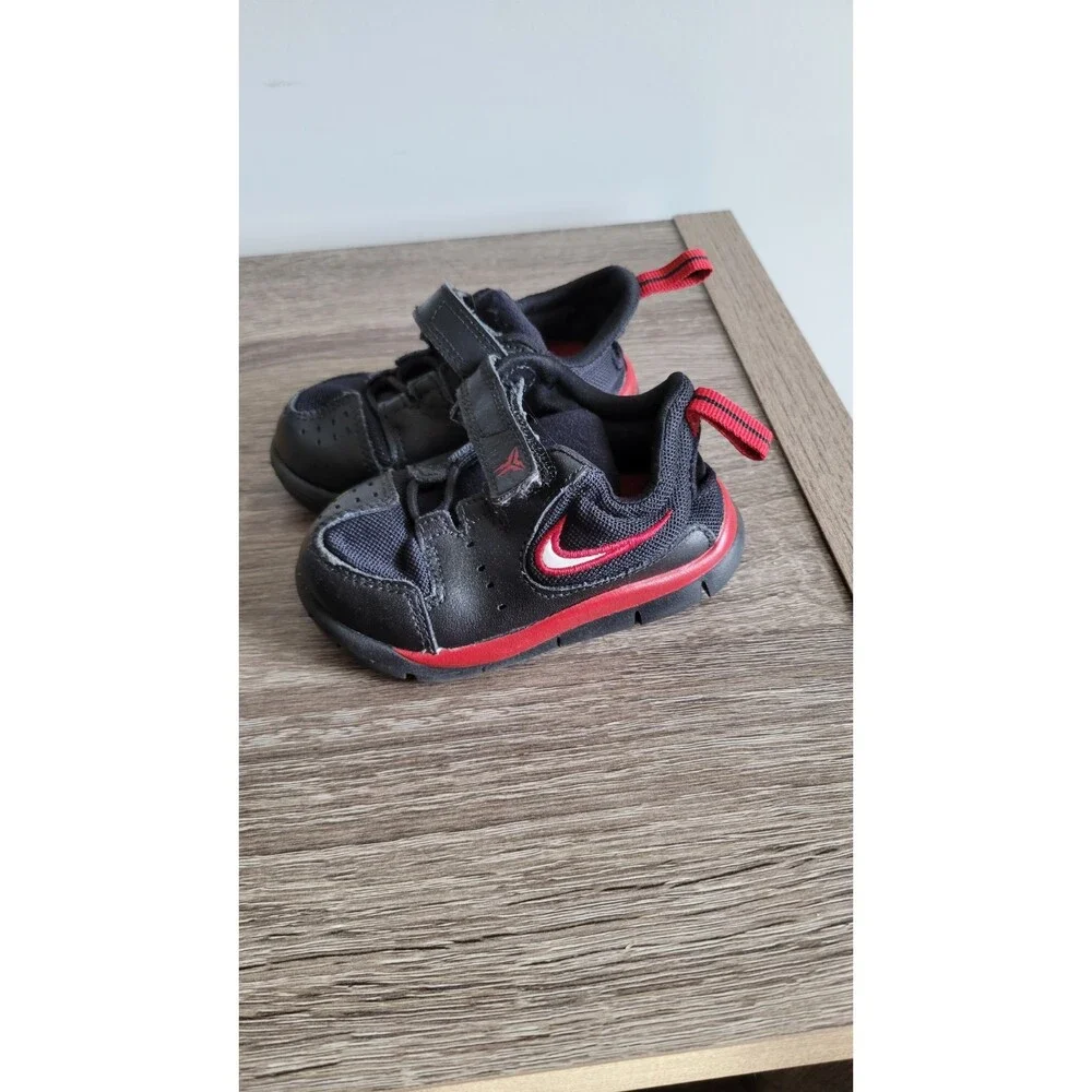 Vintage 2006 Nike Free Kobe Bryant Black sz 4.5C Infant Baby Kids shoes RARE